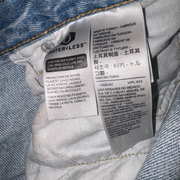 Levi’s 501’s ripped denim straight jeans distressed raw hem light wash pants - Picture 11 of 16